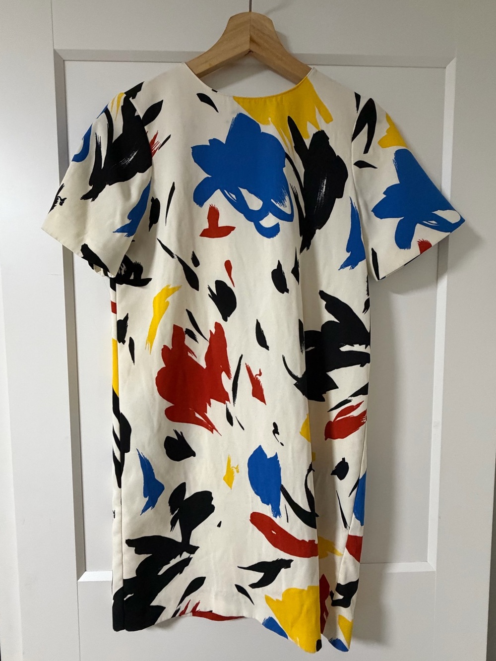 Zara Ivory Shift Dress with Blue, Red, Yellow & Black Abstract Print